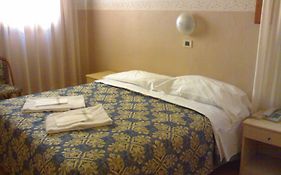 Hotel Ariston